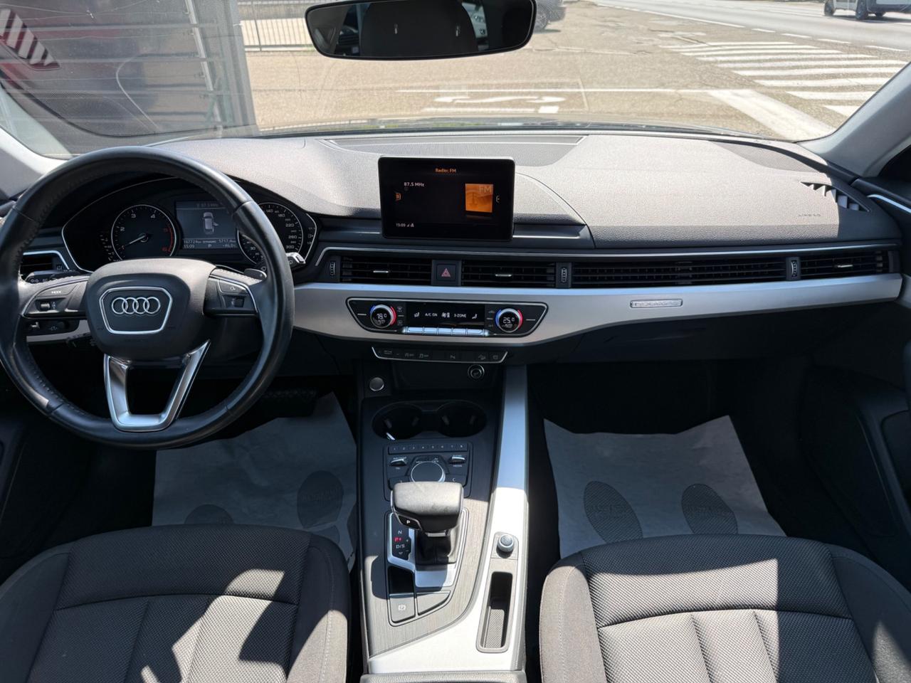Audi A4 allroad 2.0 TDI 163CV S tronic Business Evolution