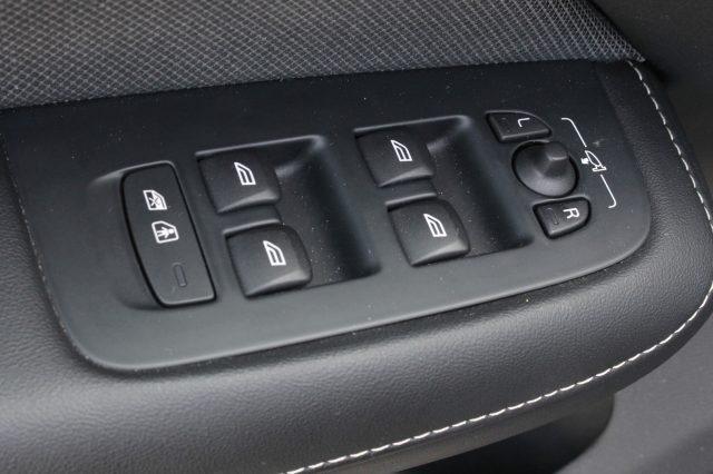 VOLVO S60 T5 Geartronic R-design PELLE