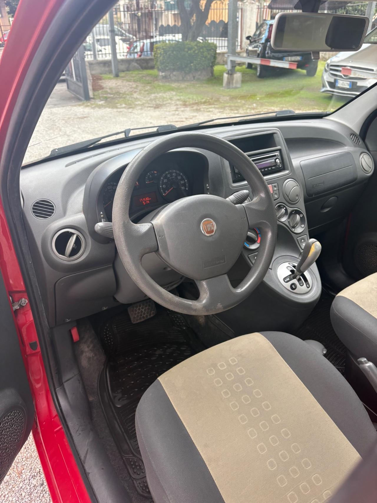 FIAT PANDA 1.2 AUTOMATICA – BENZINA – CLIMA – 5 PORTE