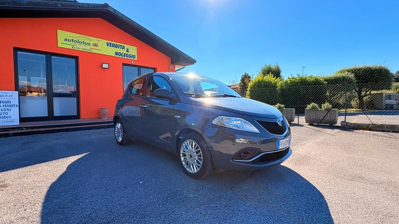 Lancia Ypsilon 1.2 69 CV 5 porte GPL Ecochic Gold