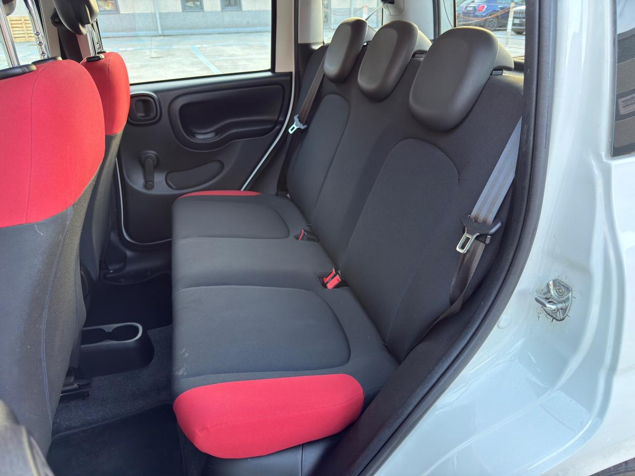 FIAT PANDA 1.2 BENZINA 69cv SOLO 23.000 KM 5 POSTI