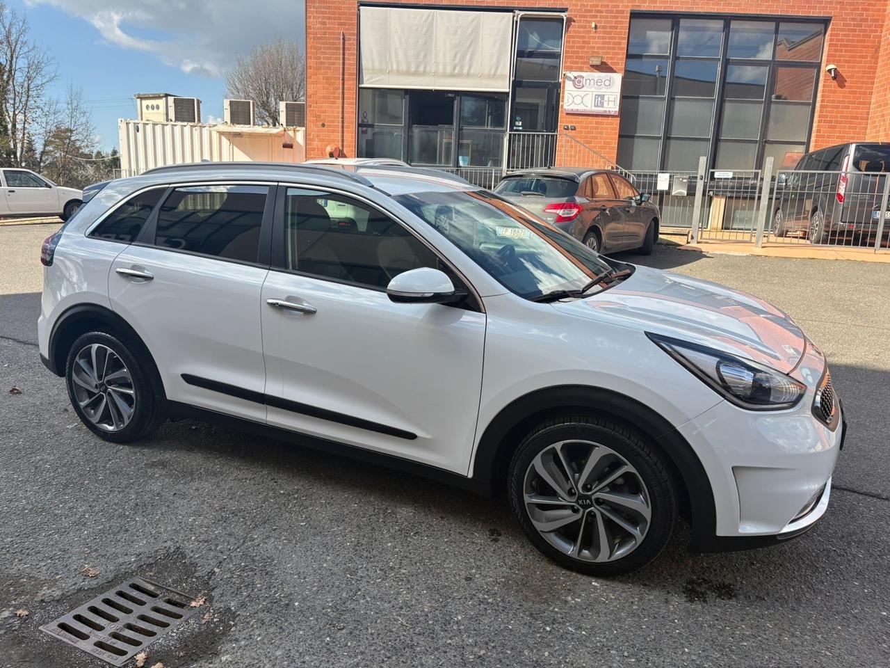 Kia Niro 1.6 GDi DCT FULL HYBRID 45.000 KM