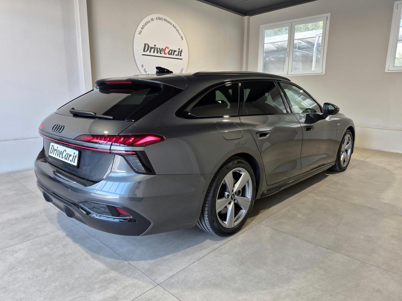Audi A6 AVANT NEW GENERATION S LINE EDITION TDI S-TRONIC TETTO MATRIX DISPLAY PASS. 360° AUTO UFFICIALE AUDI 1 PROPRIETARIO