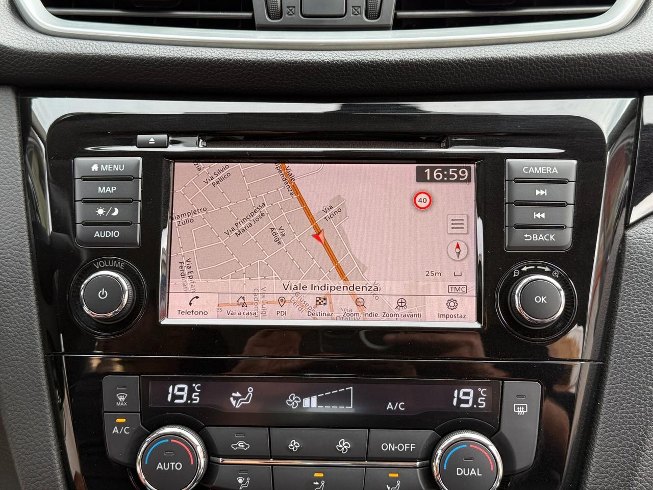 Nissan Qashqai 1.5 dCi DCT NAVI CAMERA LED - 2020