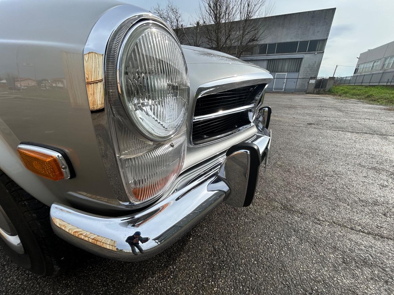 Mercedes-benz SL 280 W113 Pagoda