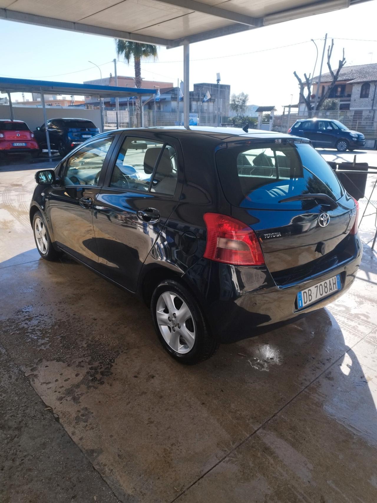 Toyota Yaris 1.4 D-4D 5 porte