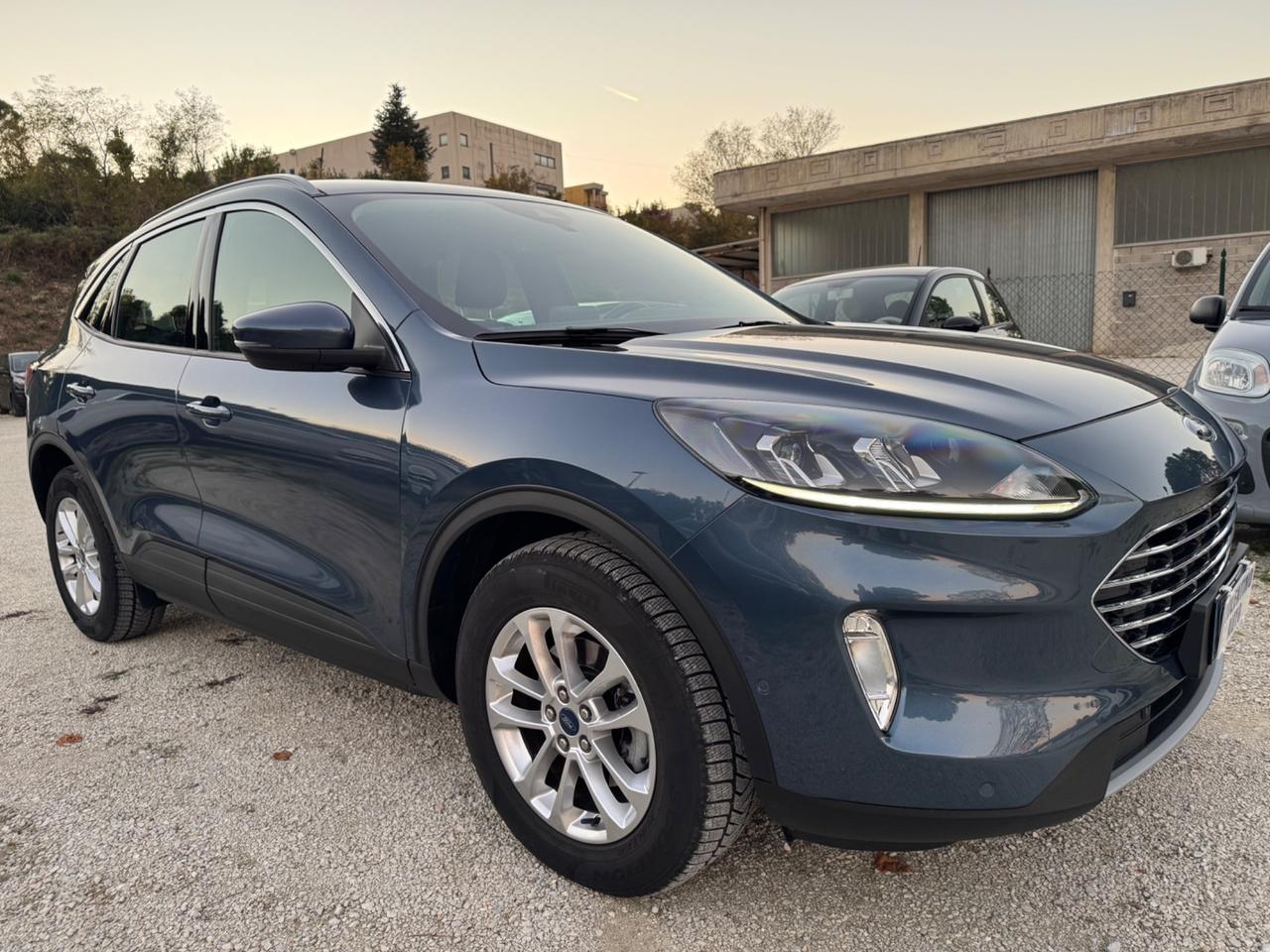 Ford Kuga 2.0 EcoBlue 150CV 2WD Titanium Sport