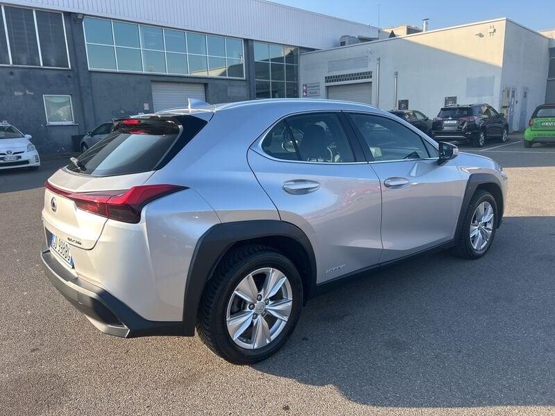 Lexus UX Hybrid Business