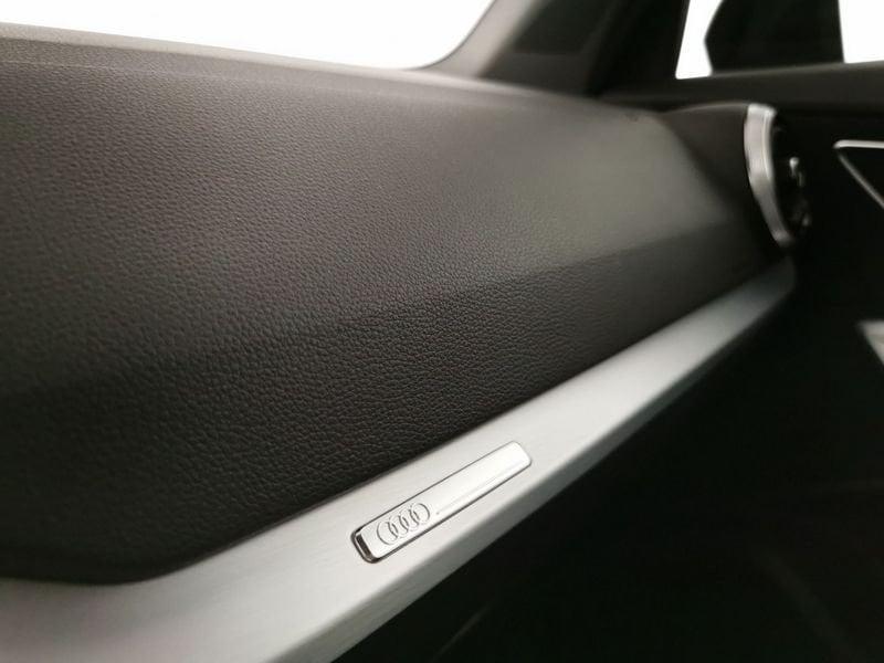 Audi Q2 35 1.5 tfsi S line edition