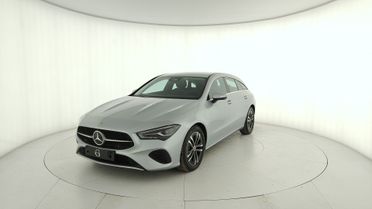 Mercedes-Benz CLA Shooting Brake 180 d Advanced auto
