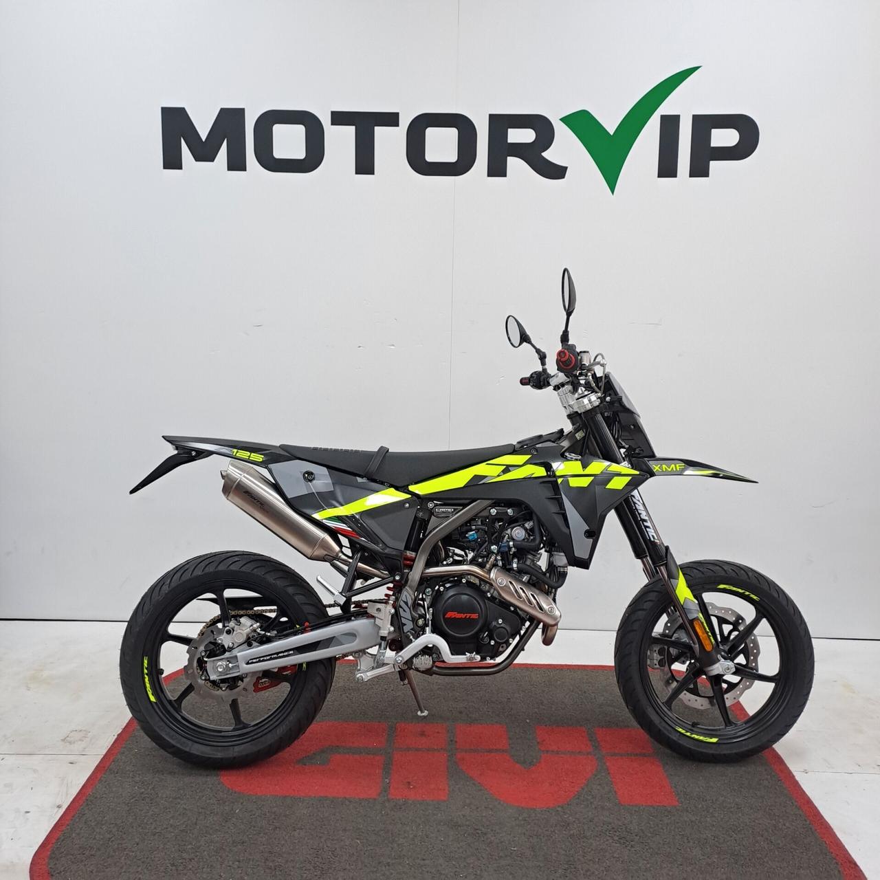 FANTIC MOTARD XMF 125 4T *SUPERPREZZO