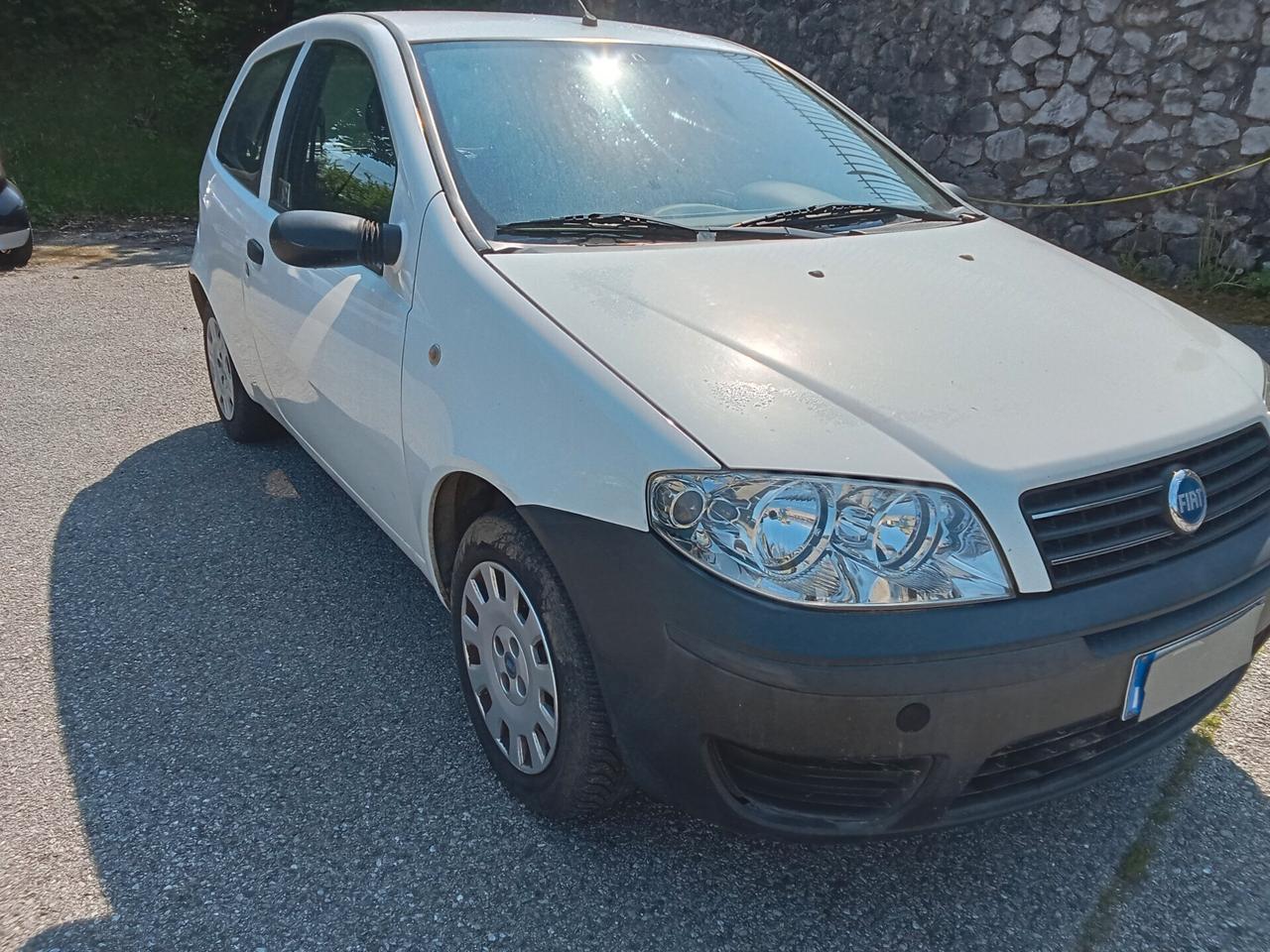 Fiat Punto 1.2 neo patentati