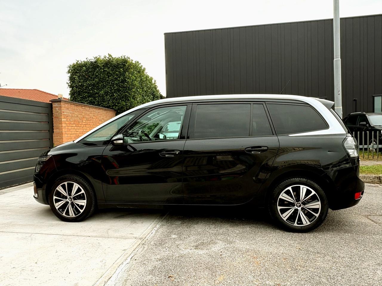 CITROEN C4 Gr. PICASSO 1.6D 6m- 10800km-7POSTI-2018