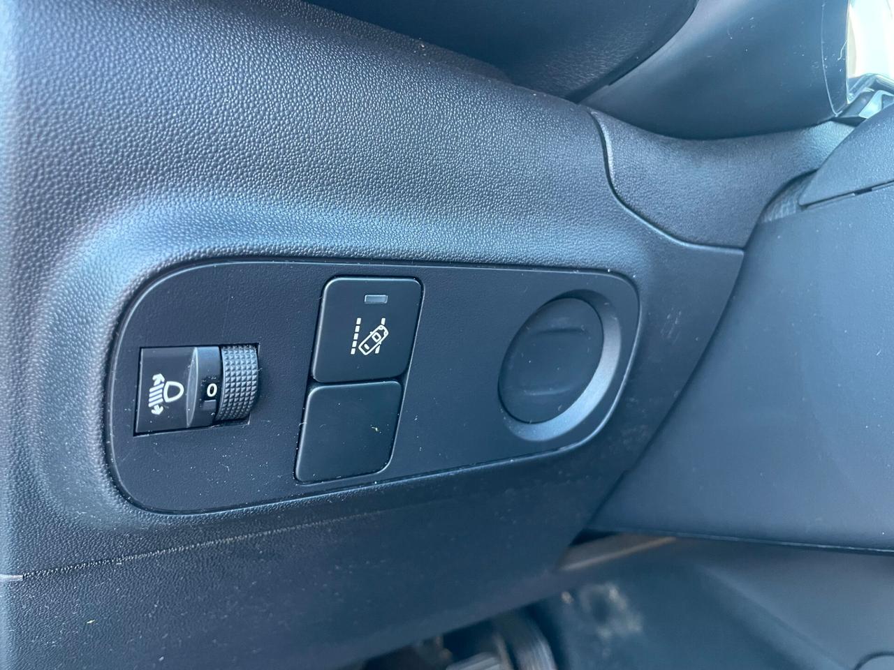 Citroen C3 PureTech 83 S&S Live NO CLIMA IDONEA NEOPATENTATI