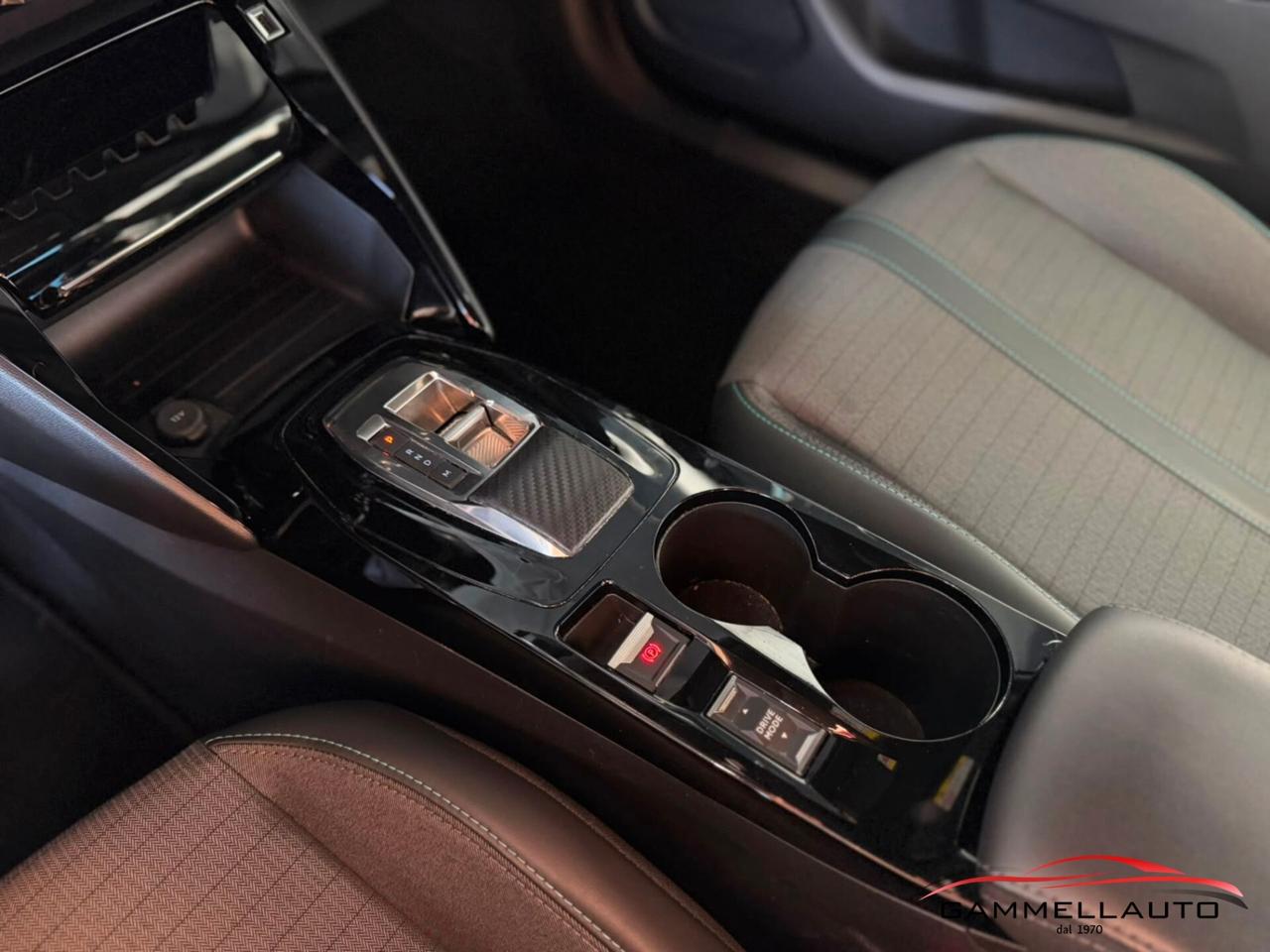 Peugeot 2008 1.5 Allure Pack 130cv Automatica