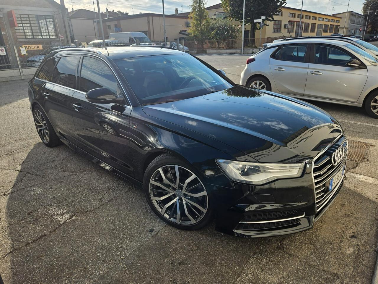 Audi A6 Avant 3.0 TDI 272 CV quattro S tronic Business