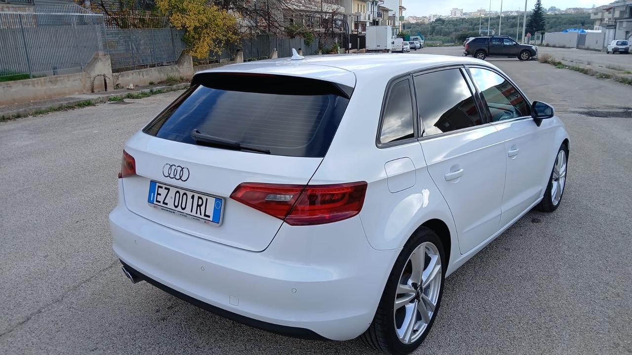Audi A3 2.0 TDI 150 CV clean diesel quattro Ambition