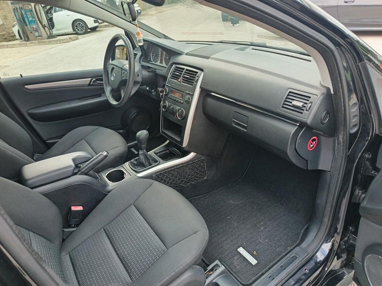 Mercedes-benz B 180 B 200 CDI Chrome ok neo patente
