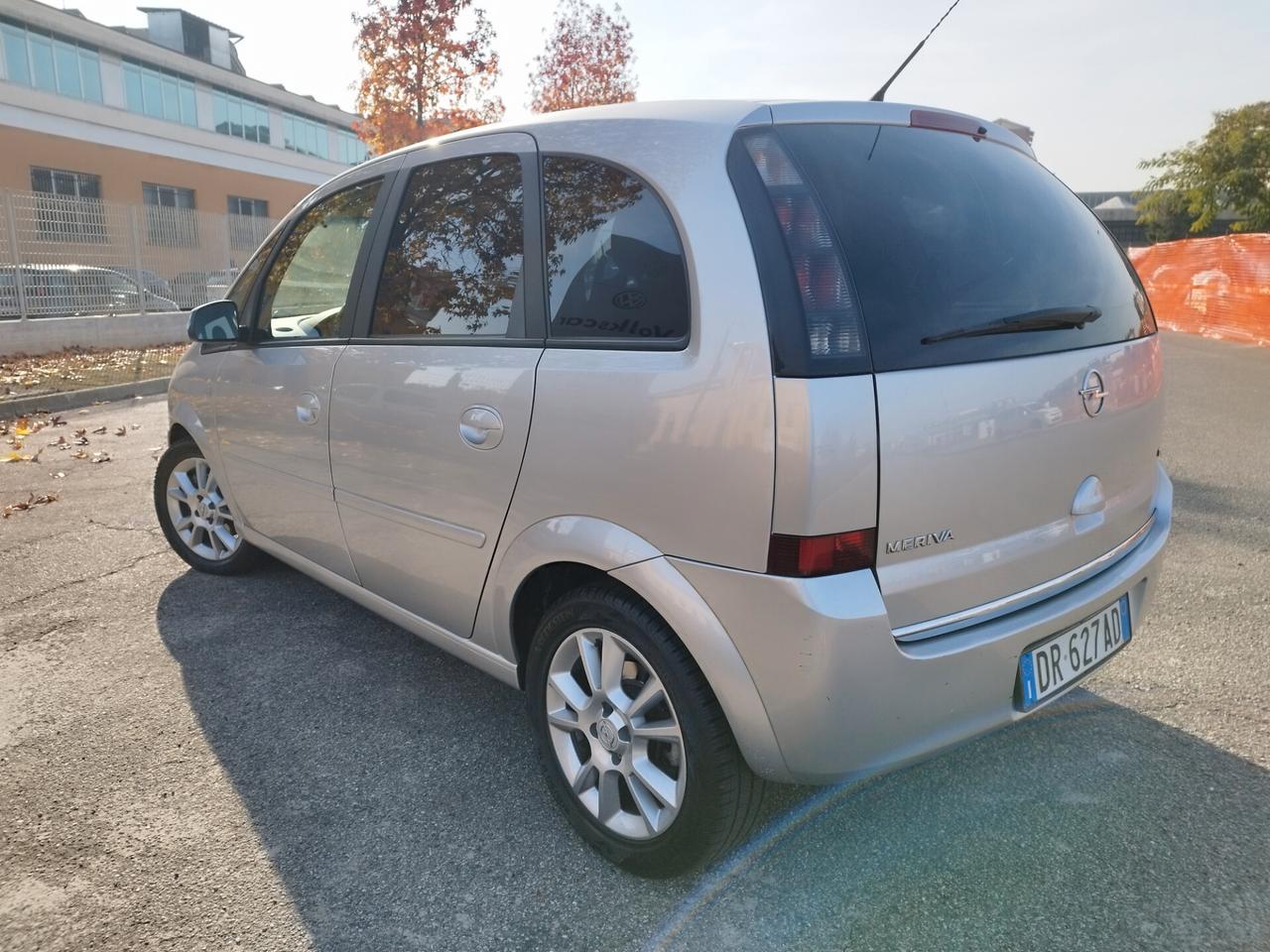 Opel Meriva 1.6 16V Cosmo - km 88000