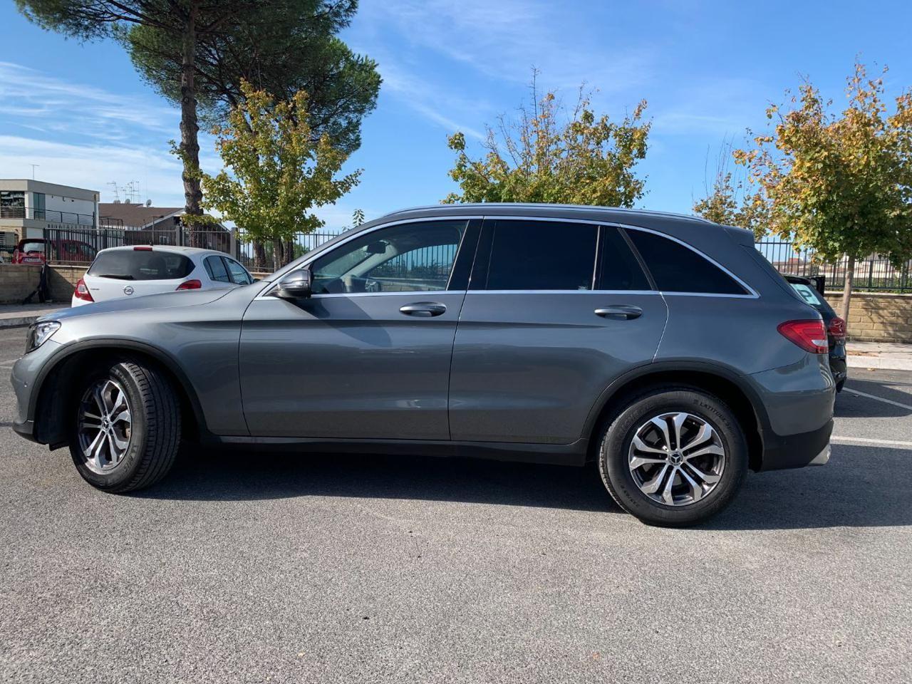 MERCEDES-BENZ GLC 220 d 4Matic Business