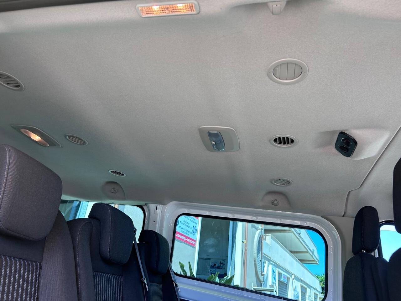 Ford Transit Custom 330 2.2 TDCi 101CV PL Combi Tr