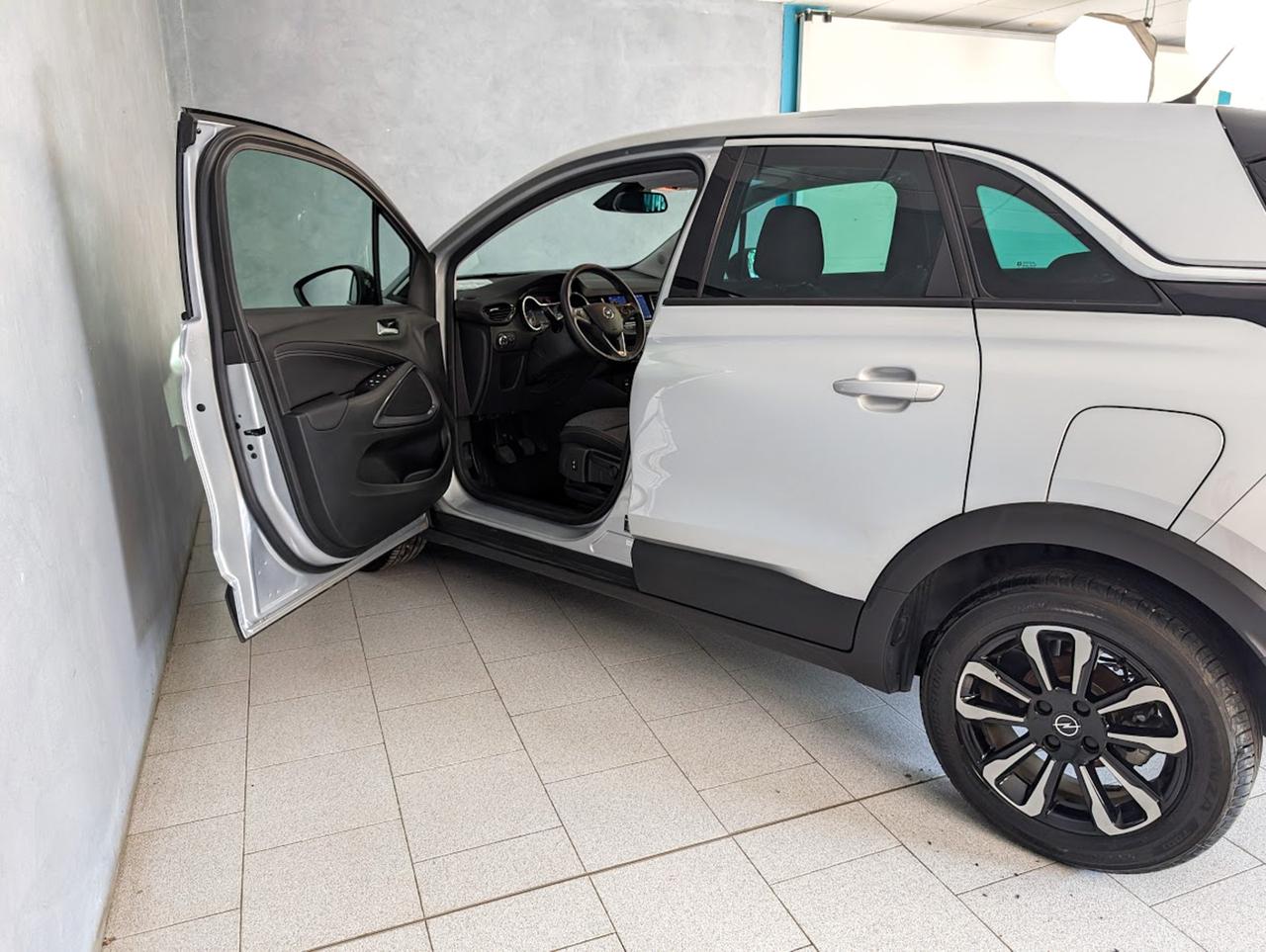 Opel crossland 1.2 110cv Elegance