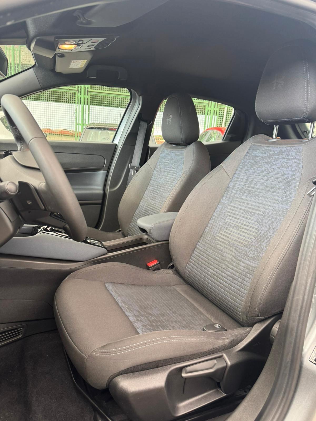 Alfa Romeo Junior 1.2 136 CV Hybrid eDCT6 -2025