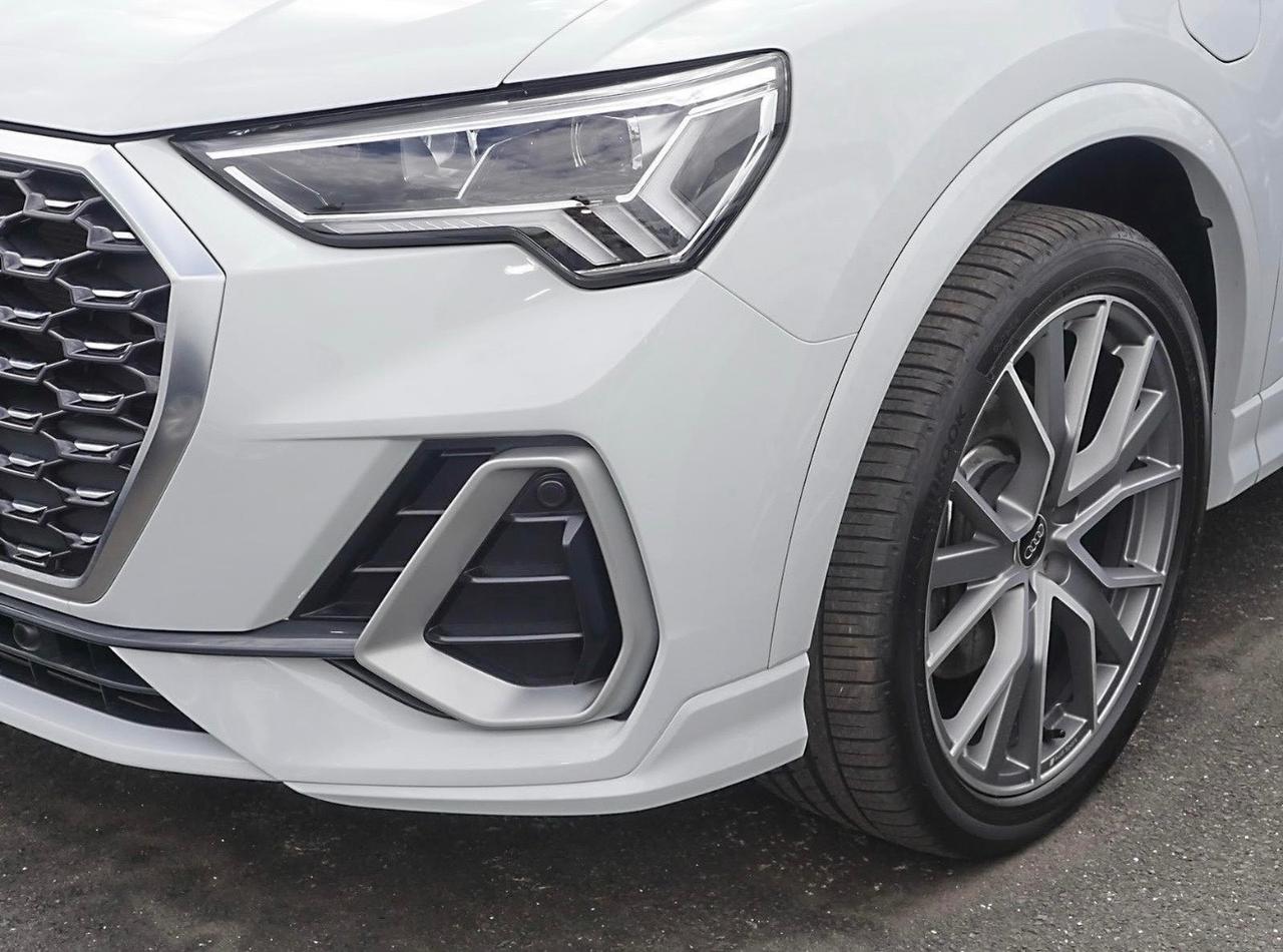 Audi Q3 45 TFSI S tronic S LINE interno esterno