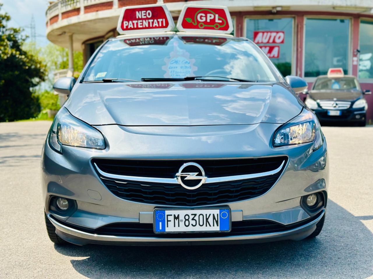 Opel Corsa 12/2017 1.2 benzina/GPL OK NEOPATENTATi km 100,000 ! ! !