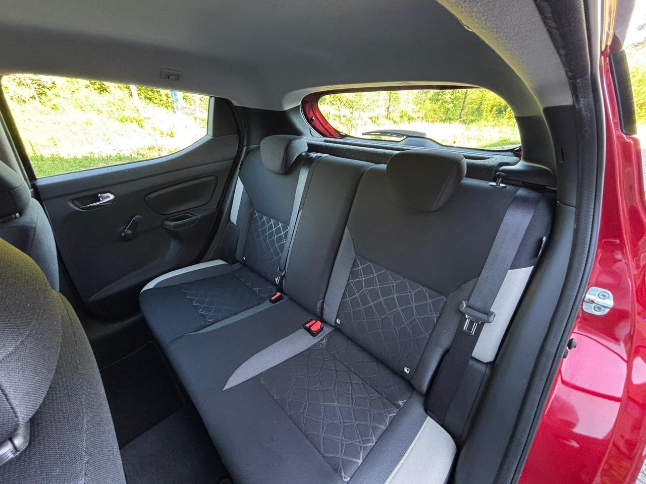 Nissan Micra 1.0L 12V 5 porte Business