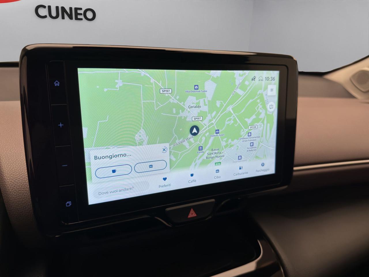 Toyota Yaris Cross 1.5h Lounge fwd 116cv e-cvt