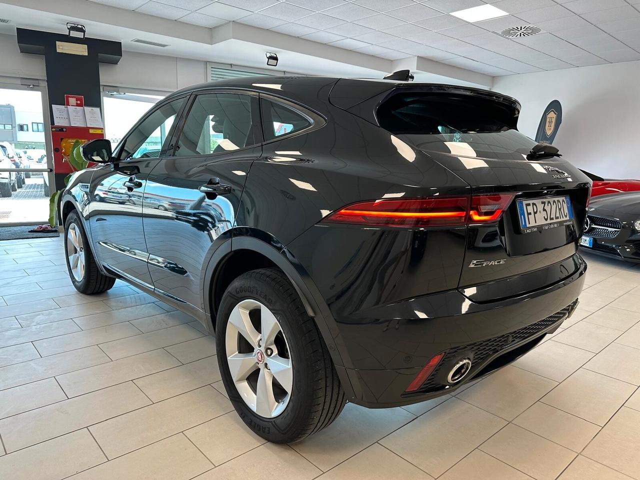 Jaguar E-Pace 2.0D 150 CV AWD aut. R-Dynamic S Ufficiale Italiana