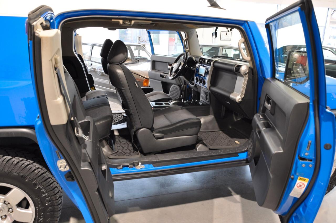 Toyota FJ Cruiser 4 WD