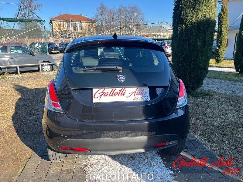 Lancia Ypsilon 1.0 FireFly 70cv Hybrid