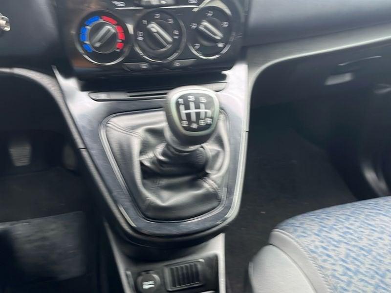 Lancia Ypsilon Ypsilon 1.0 FireFly 5 porte S&S Hybrid Oro