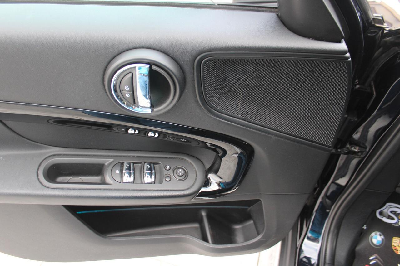Mini Cooper D Countryman 2.0 Essential