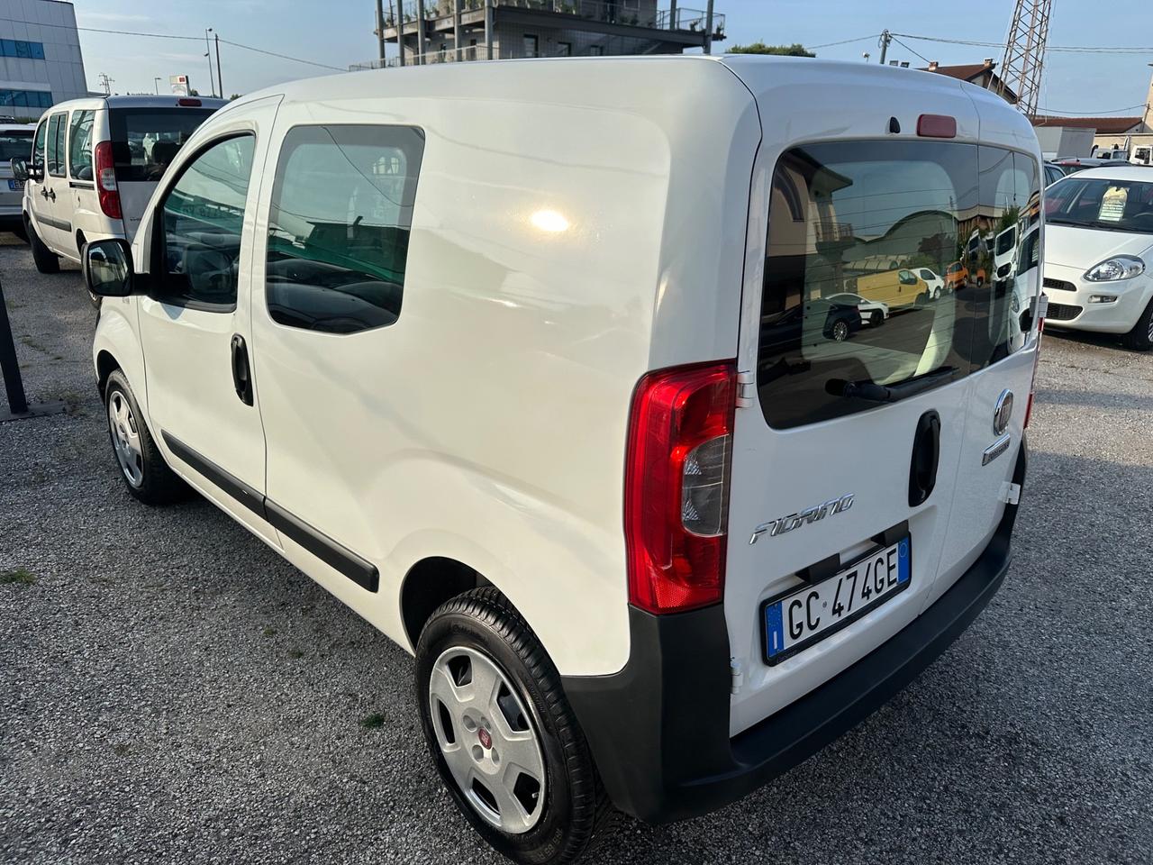 Fiat Fiorino 1.3 MJT 95CV Cargo SX