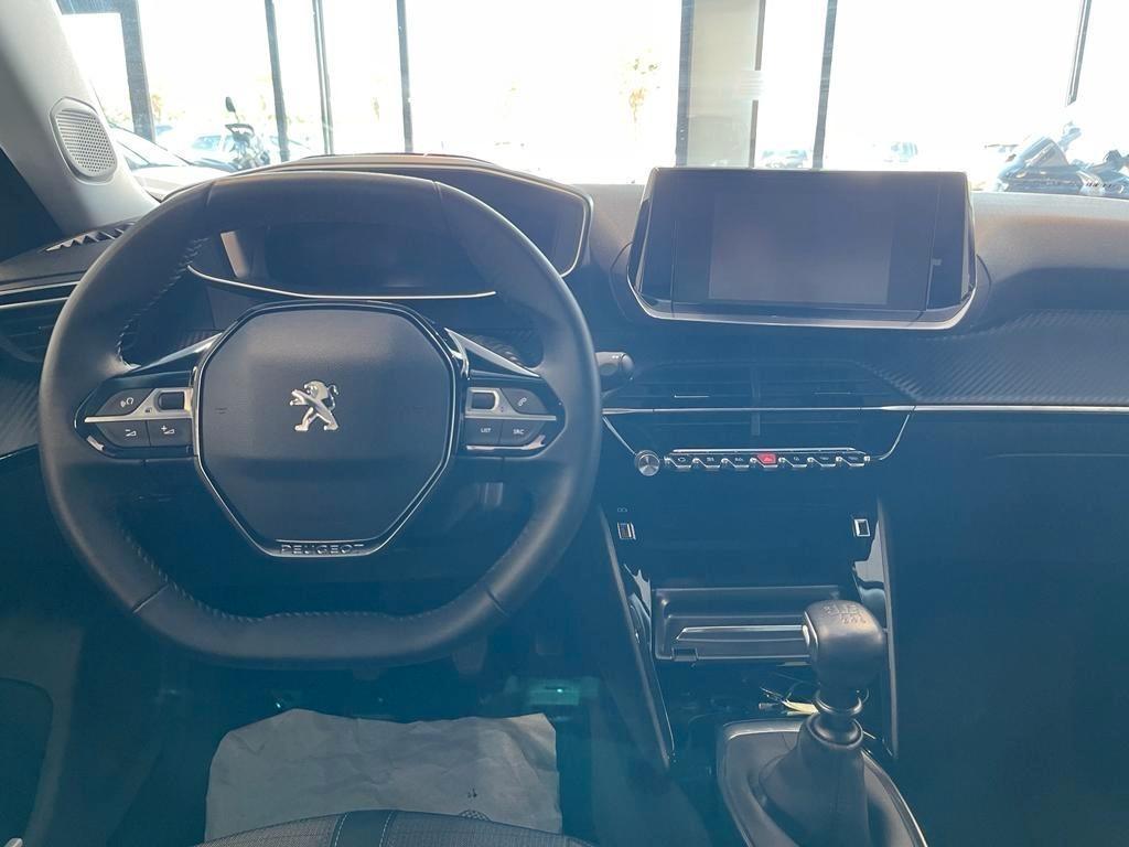 Peugeot 2008 ALLURE PACK PureTech 130 6mt