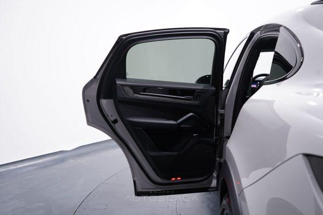 PORSCHE Cayenne Coupé 4.0 500cv GTS