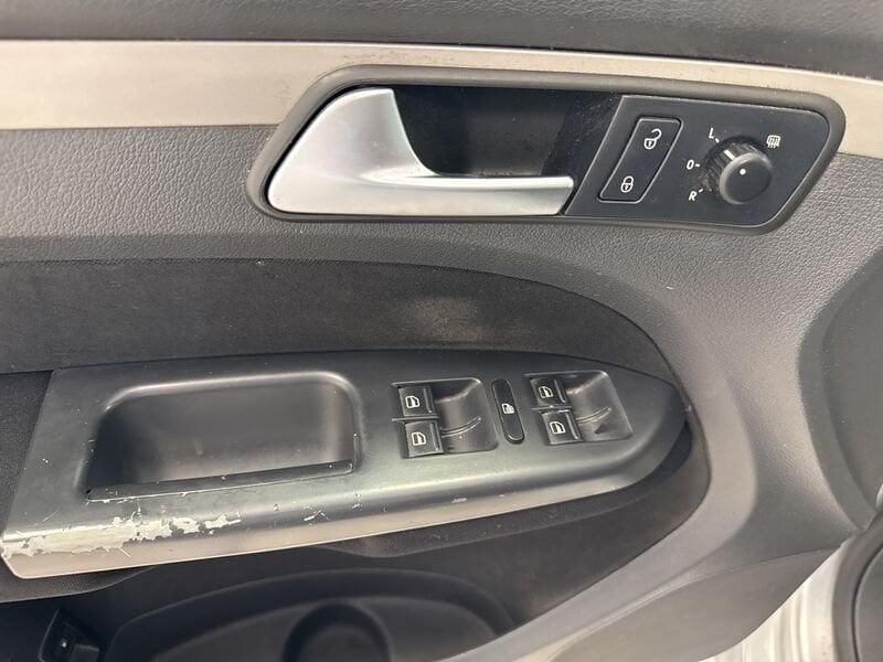 Volkswagen Touran I 2007 1.9 tdi Trendline dpf