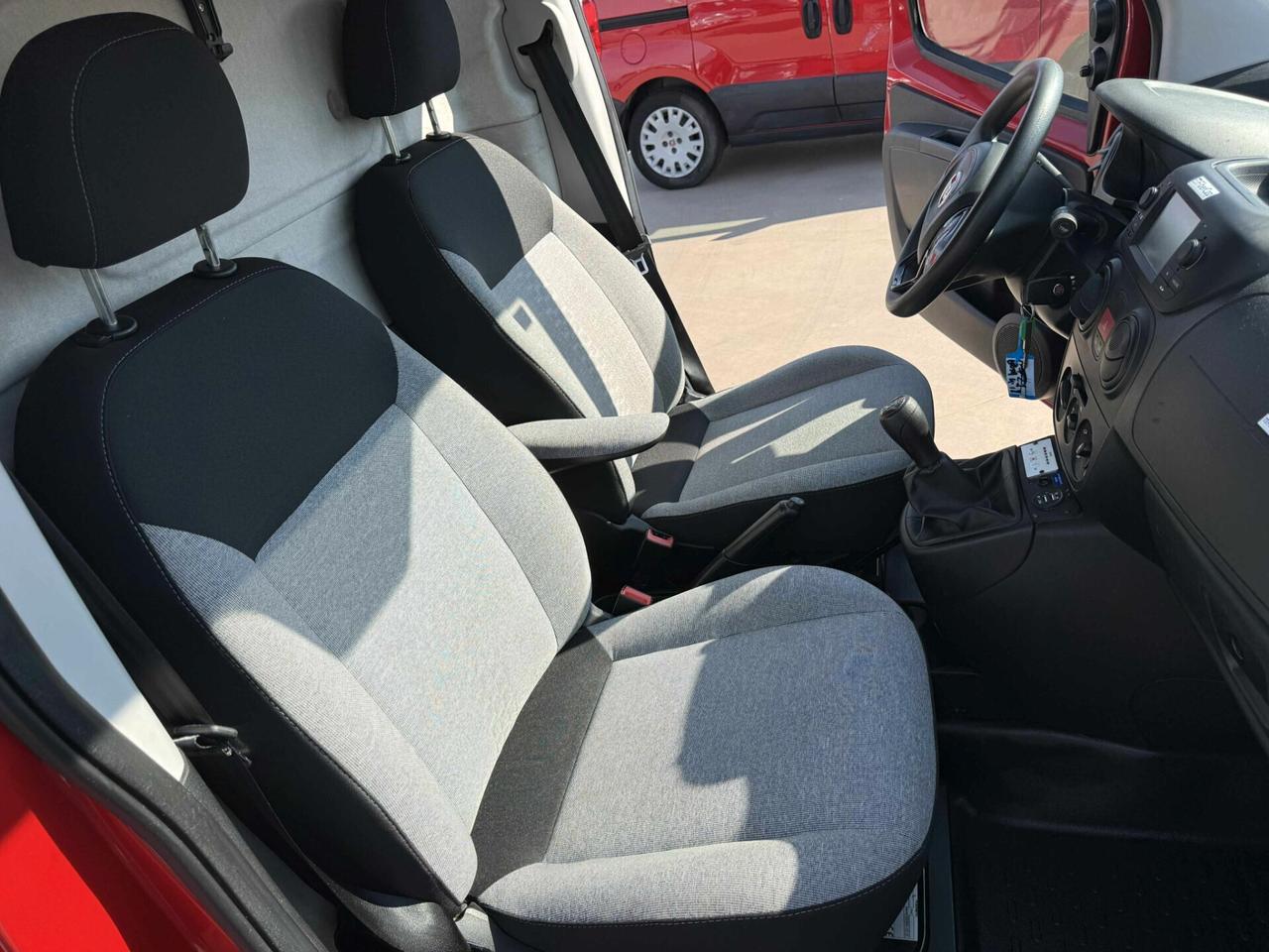 Fiat Fiorino 1.3 MJT 95CV Cargo Adventure EX TIM 2017