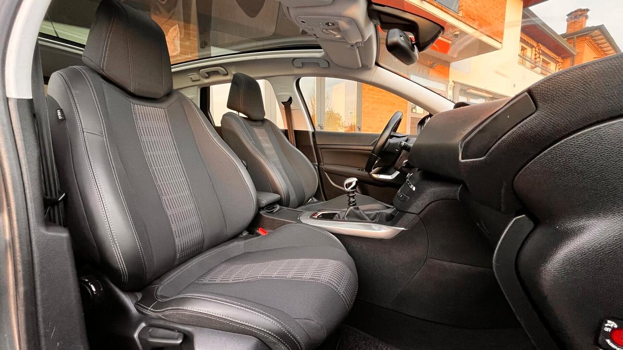 Peugeot 308 ALLURE