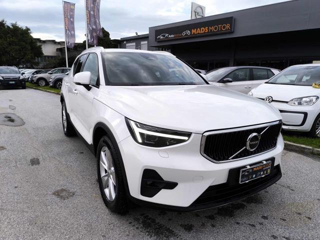 VOLVO XC40 B3 automatico Core