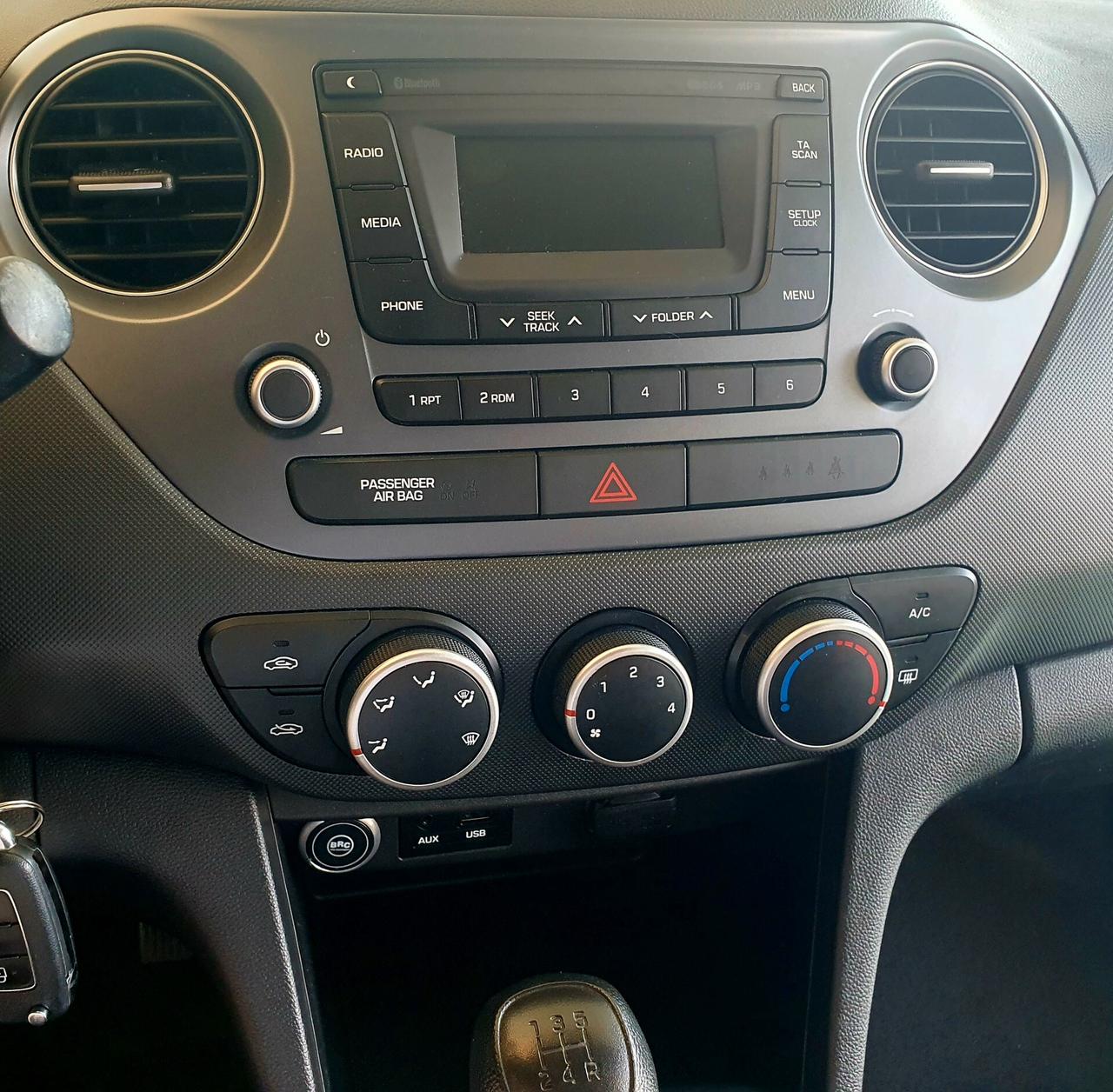 Hyundai i10 1.0 GPL /BENZ - 2019 - KM 108.000