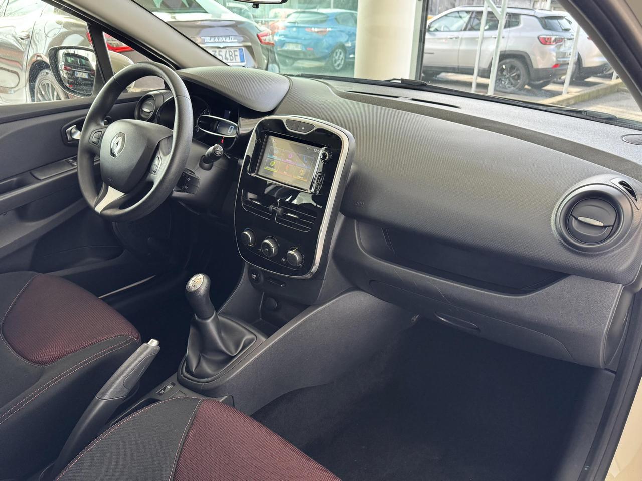 Renault Clio 5 Porte Clio 5p 1.2 Zen (live) 75cv E6