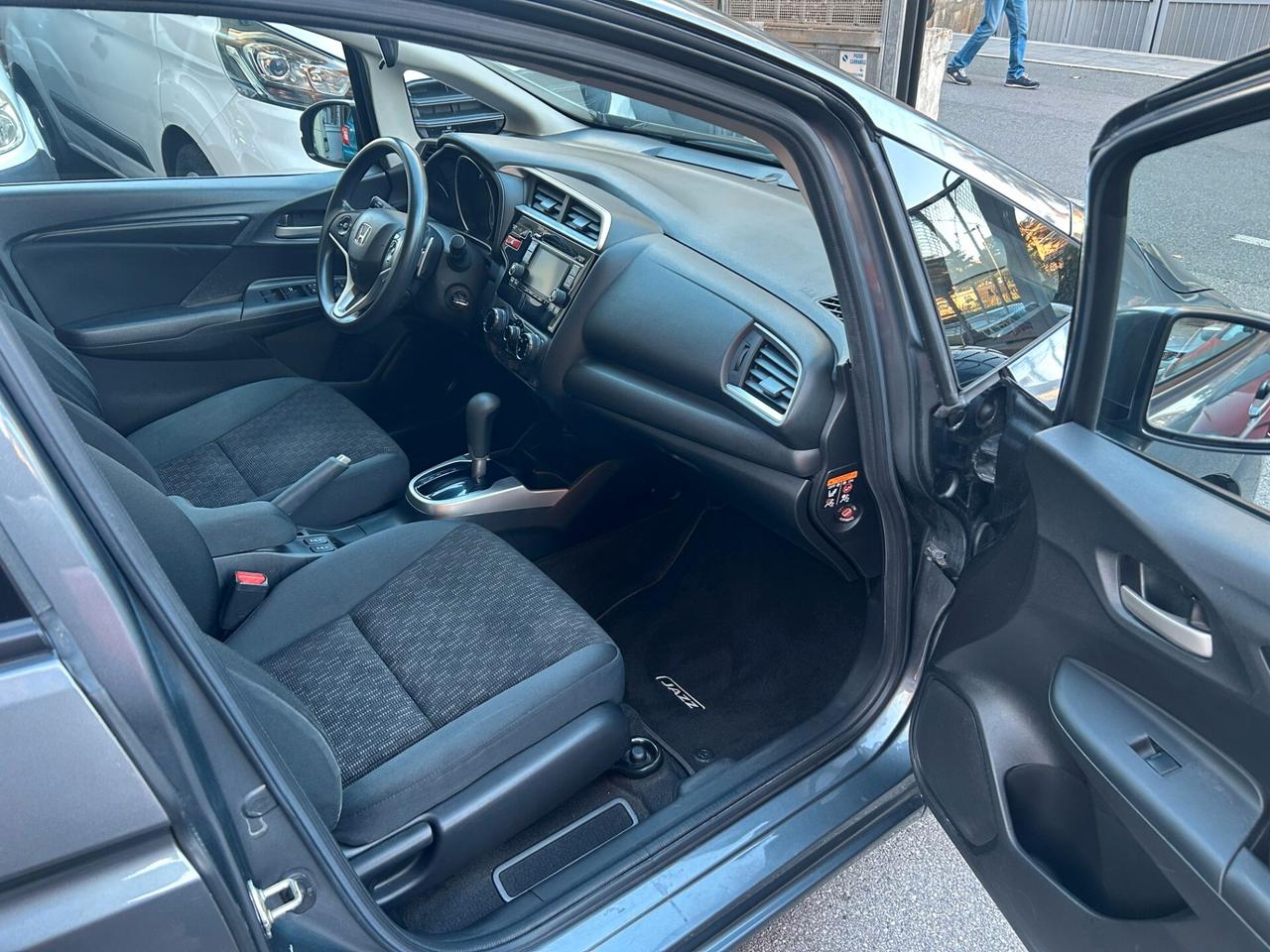 Honda Jazz 1.3 Trend CVT UNIPROPRIETARIO