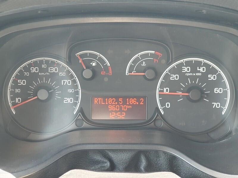 FIAT Doblò 1.6 MJ 105CV Cargo Scaffali B&M 09.2014