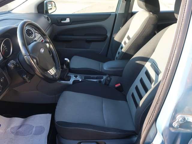 Ford Focus Focus II 2008 SW Style Wagon 1.6 tdci dpf