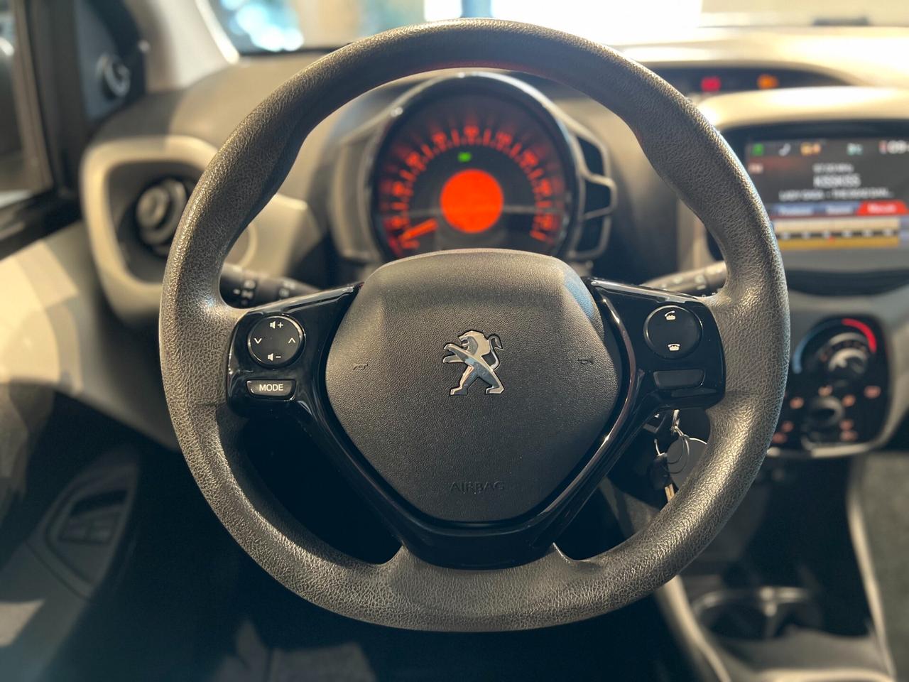 Peugeot 108 VTi 68 5 porte