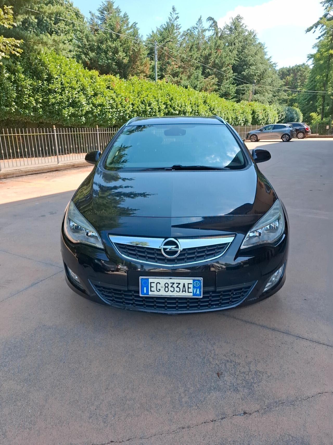 Opel Astra 1.4 Turbo 140CV Sports Tourer Cosmo